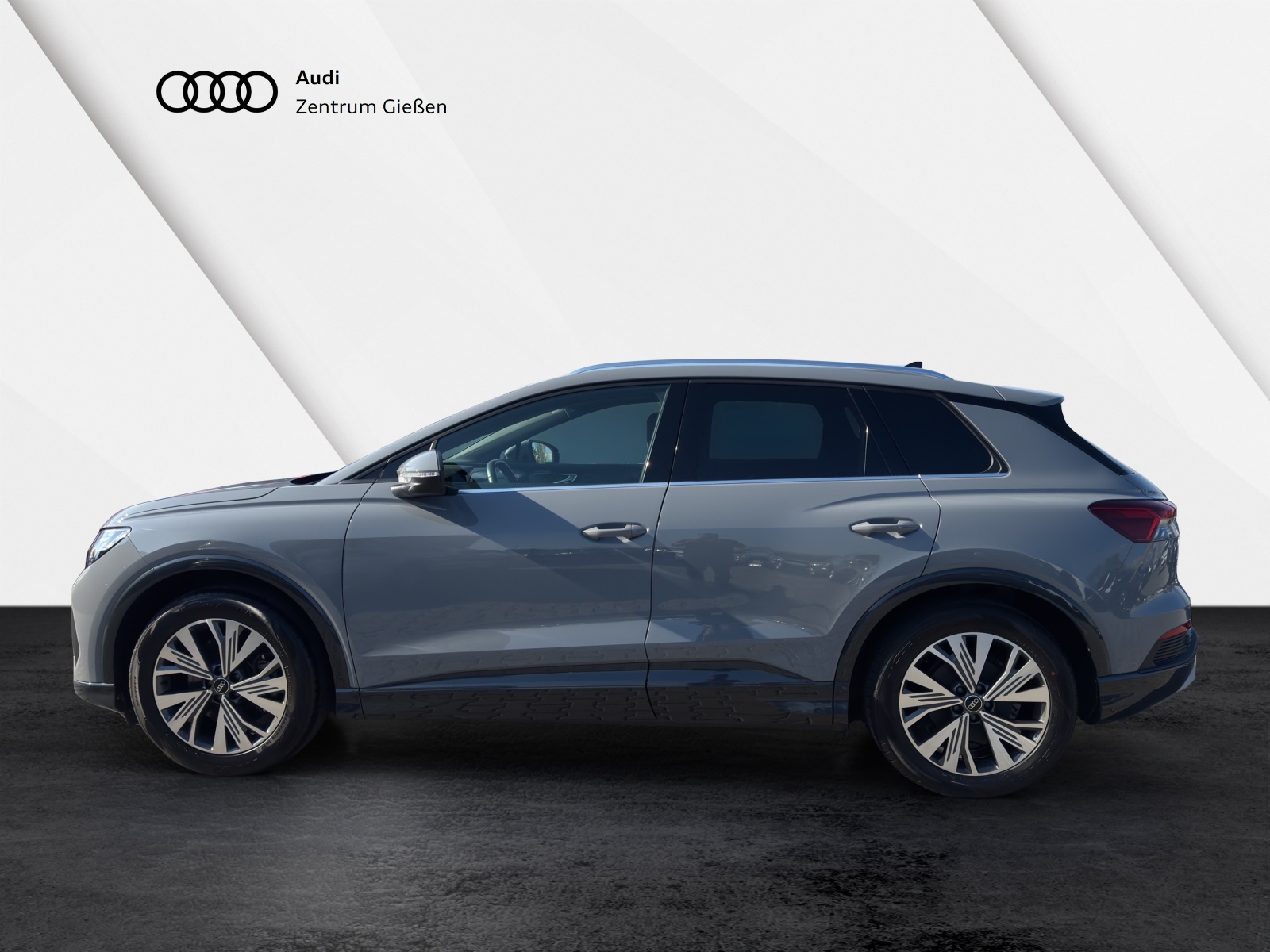 Q4 50 e-tron quattro AHK HuD Pano Matrix-LED Assistenzpaket