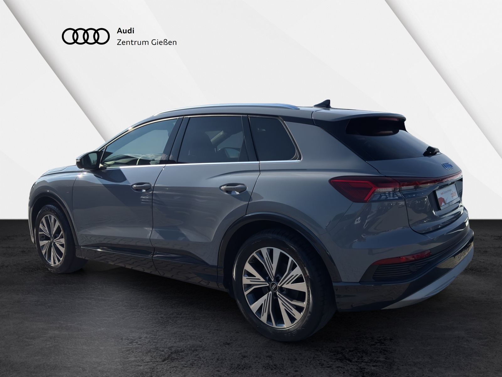 Q4 50 e-tron quattro AHK HuD Pano Matrix-LED Assistenzpaket