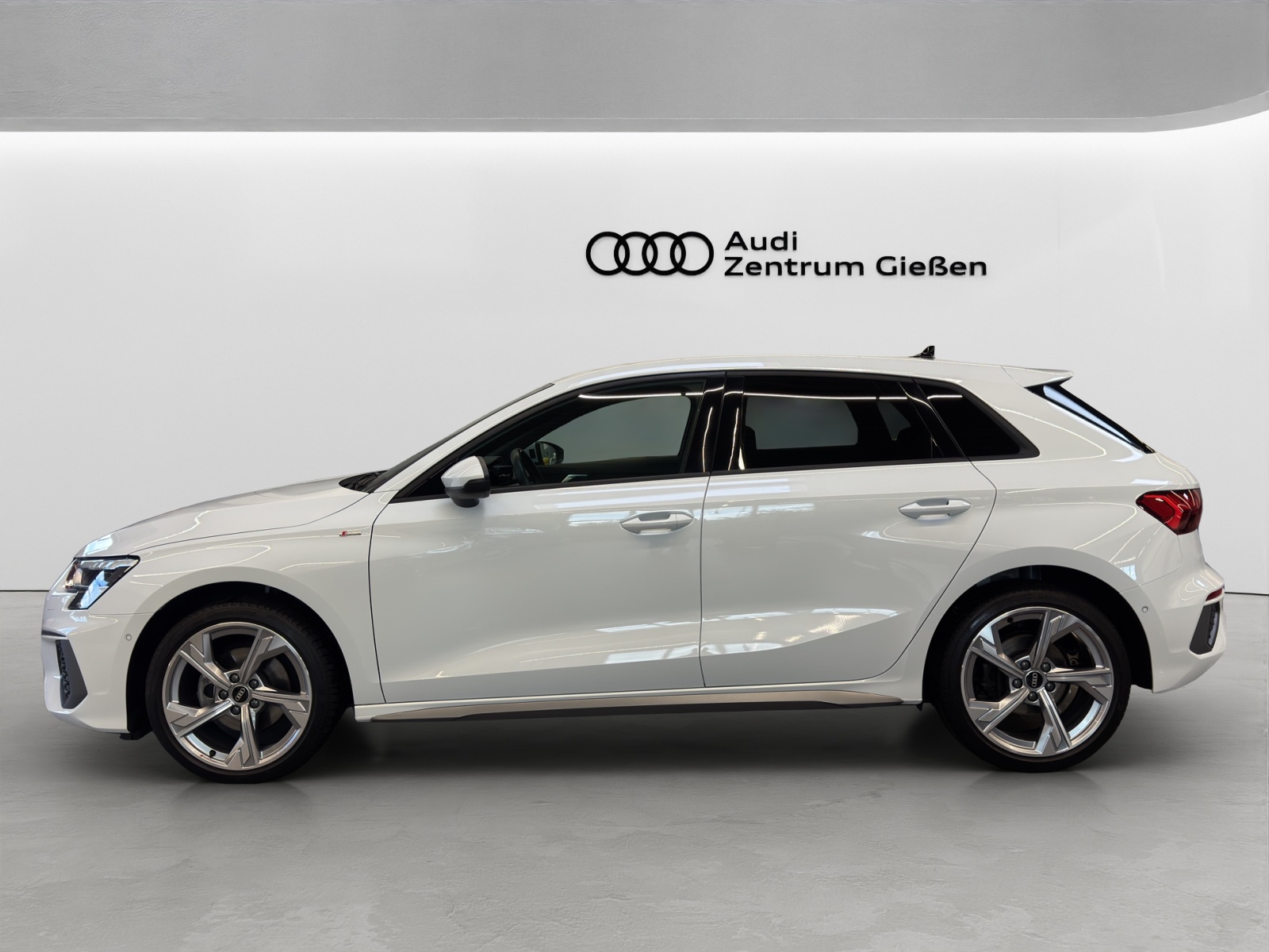 A3 Sportback 35 TDI S line Assistenzpaket AHK Matrix-LED