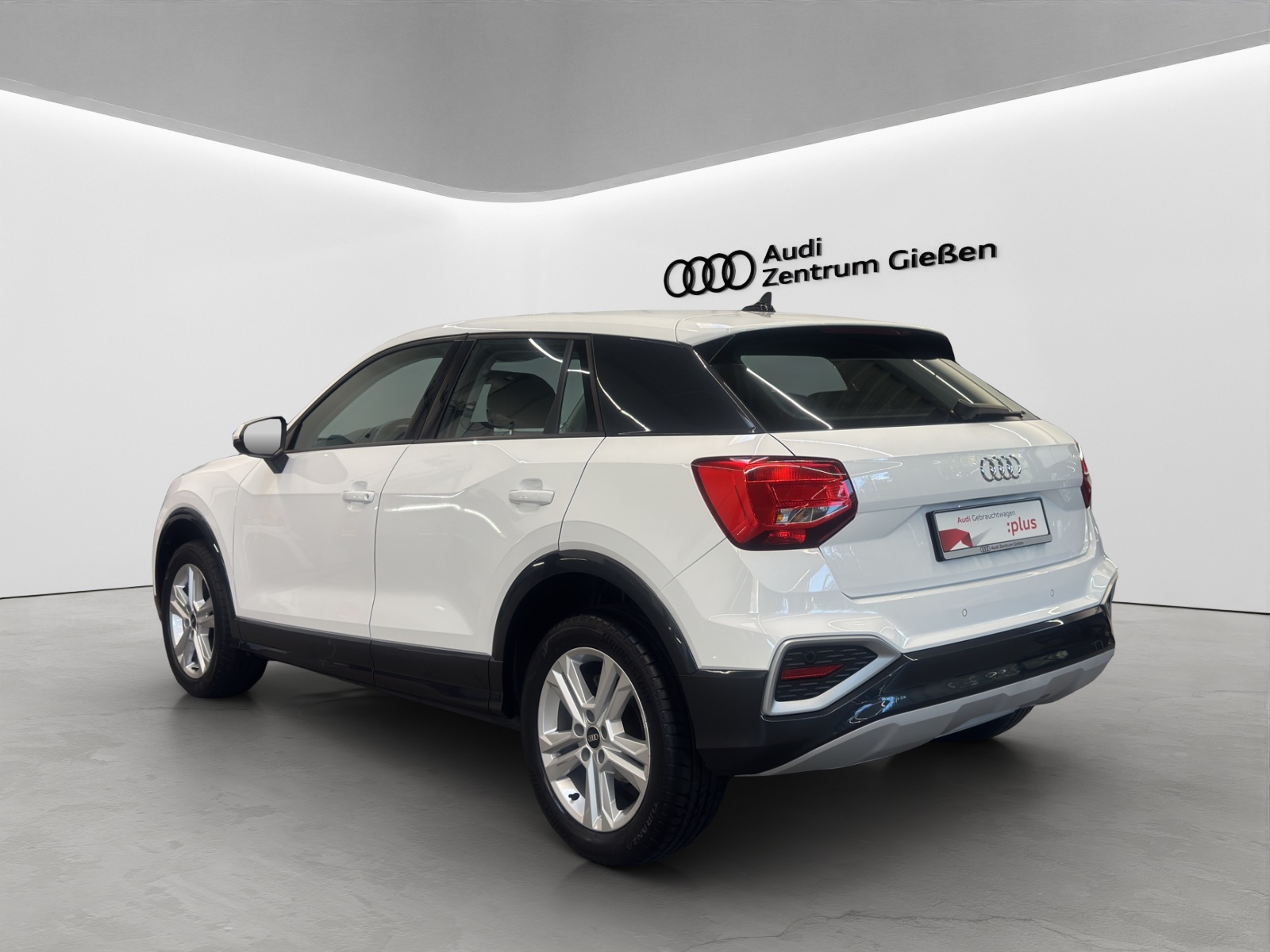 Q2 30 TFSI advanced LED Infotainment-Paket