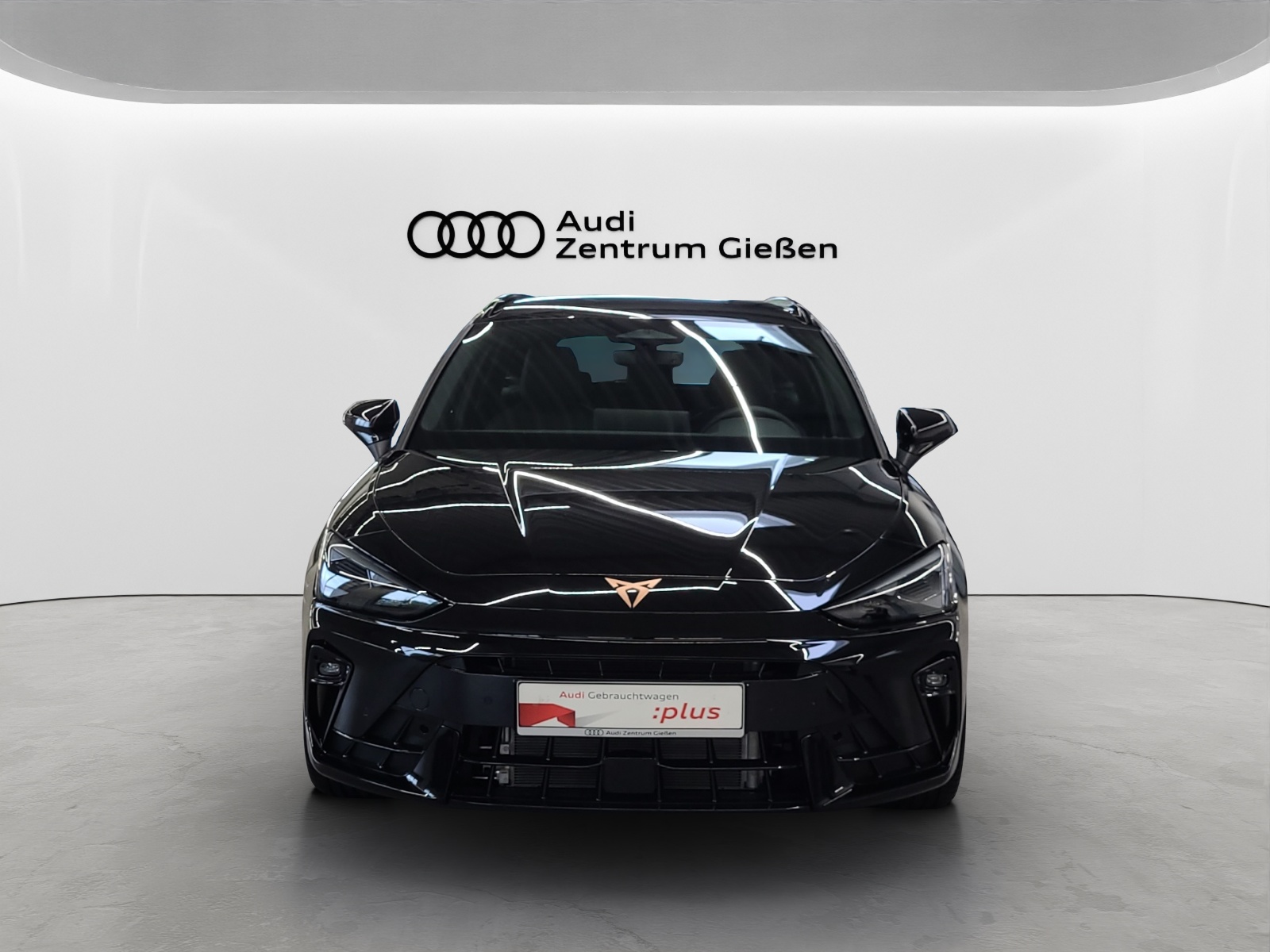 Leon Sportstourer 1.5 eTSI DSG EDGE AHK ACC Kamera LED
