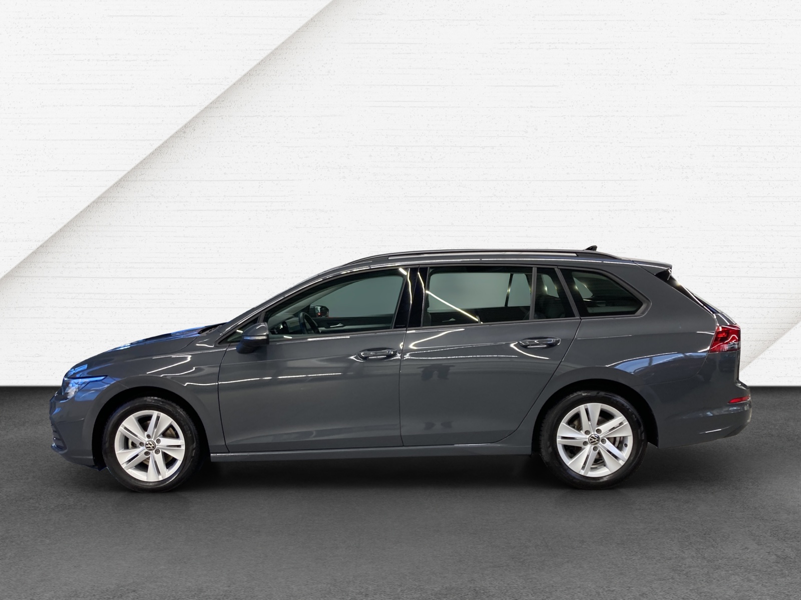 Golf 8 Variant eTSI DSG Life