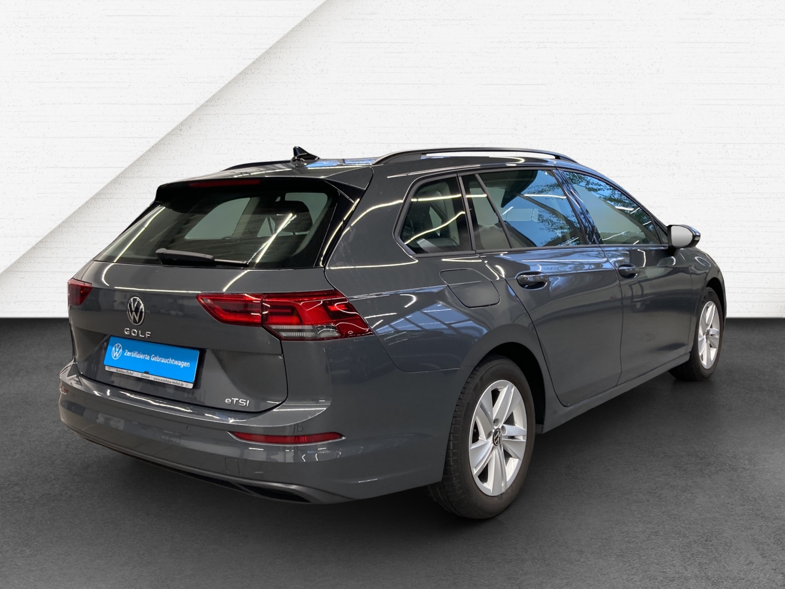 Golf 8 Variant eTSI DSG Life