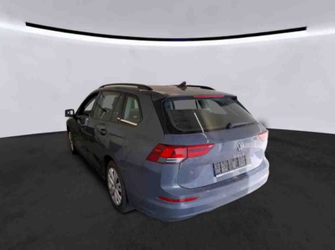 Golf 8 Variant eTSI DSG Life