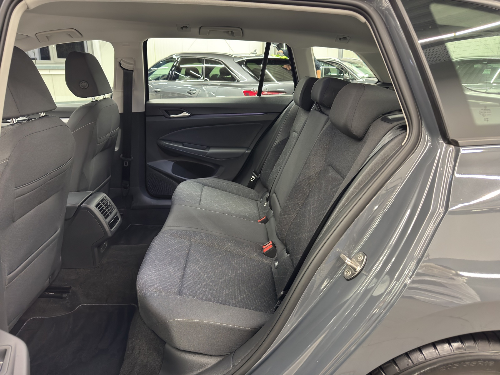 Golf 8 Variant eTSI DSG Life