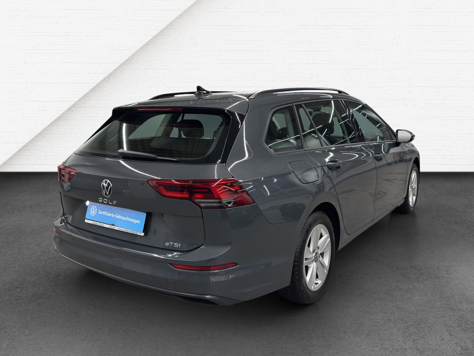 Golf 8 Variant eTSI DSG Life