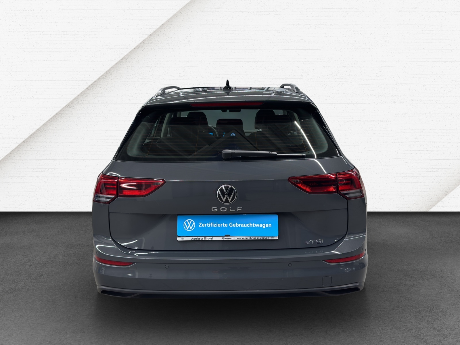 Golf 8 Variant eTSI DSG Life