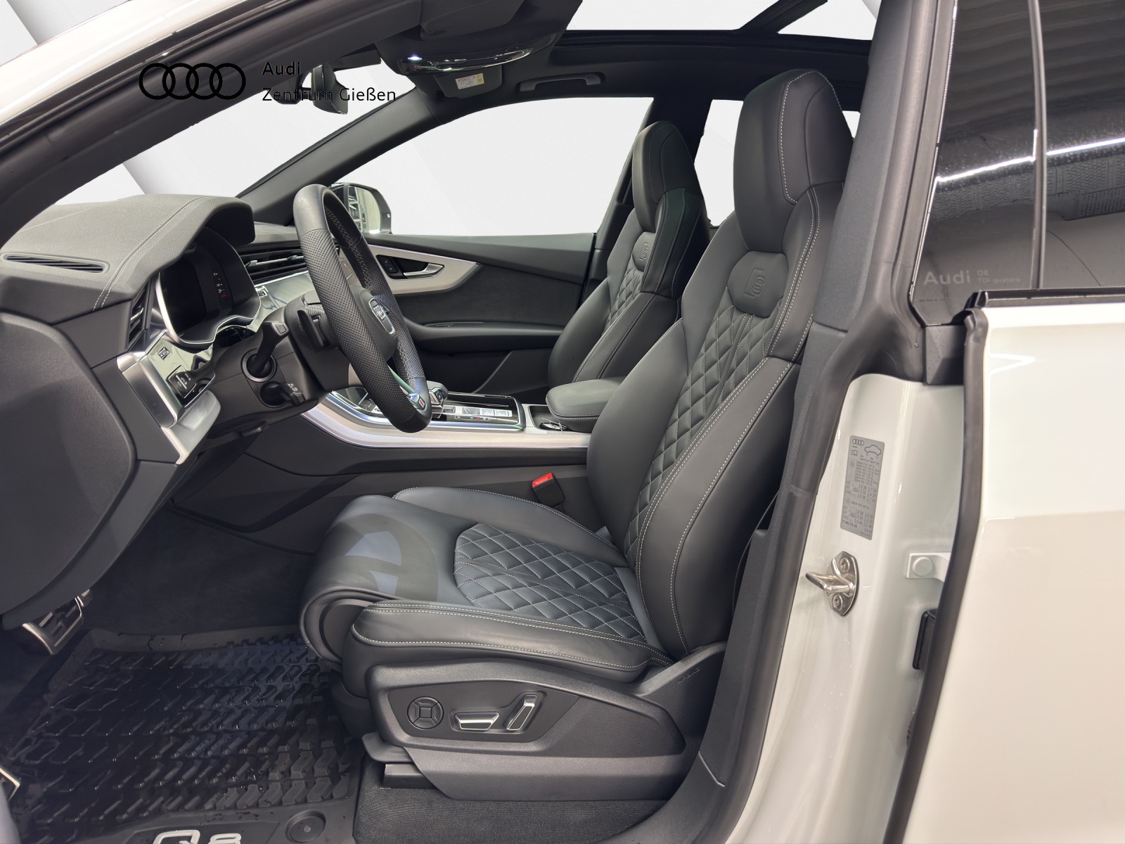 Q8 50 TDI quattro S line Black Pano 360°Kamera Matrix Navi