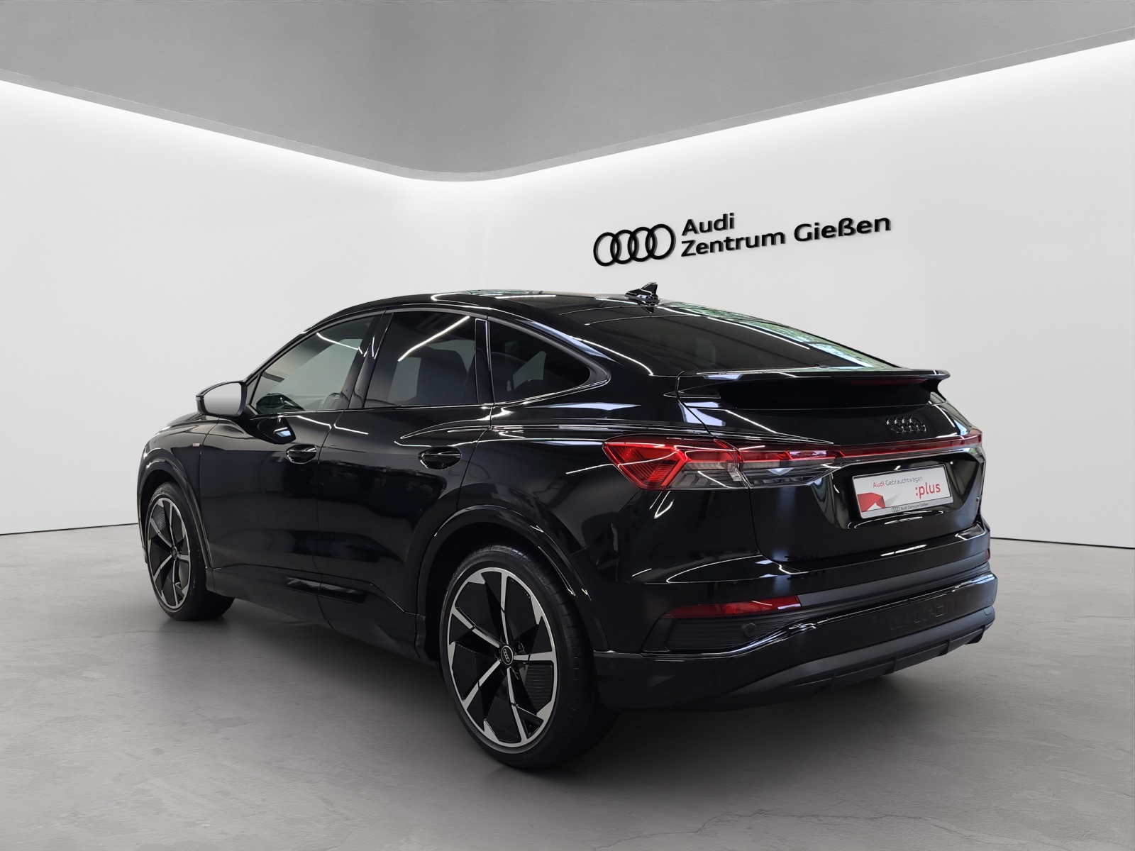Q4 e-tron Sportback 50 quattro S line Black 360°Kamera Navi