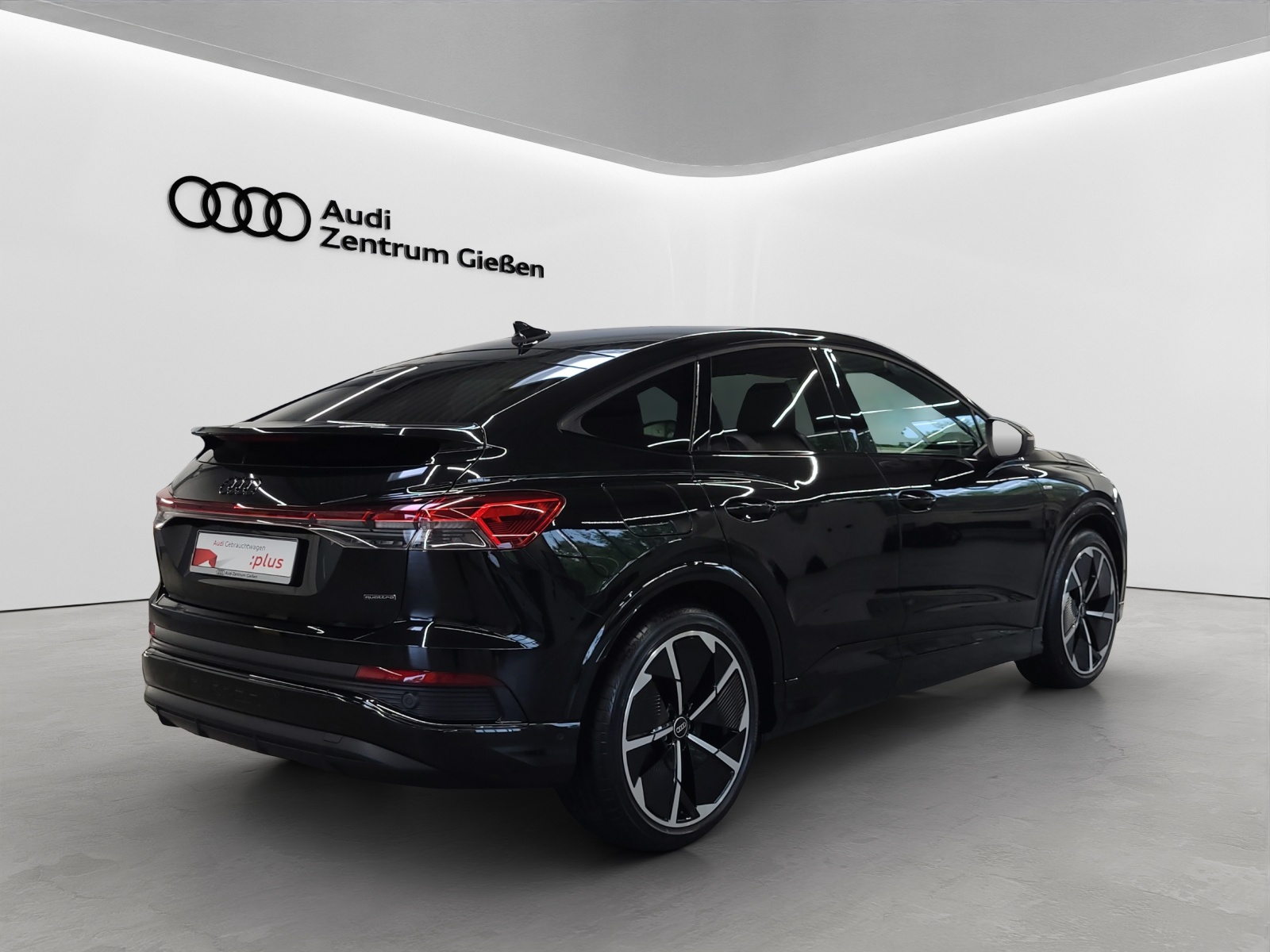 Q4 e-tron Sportback 50 quattro S line Black 360°Kamera Navi