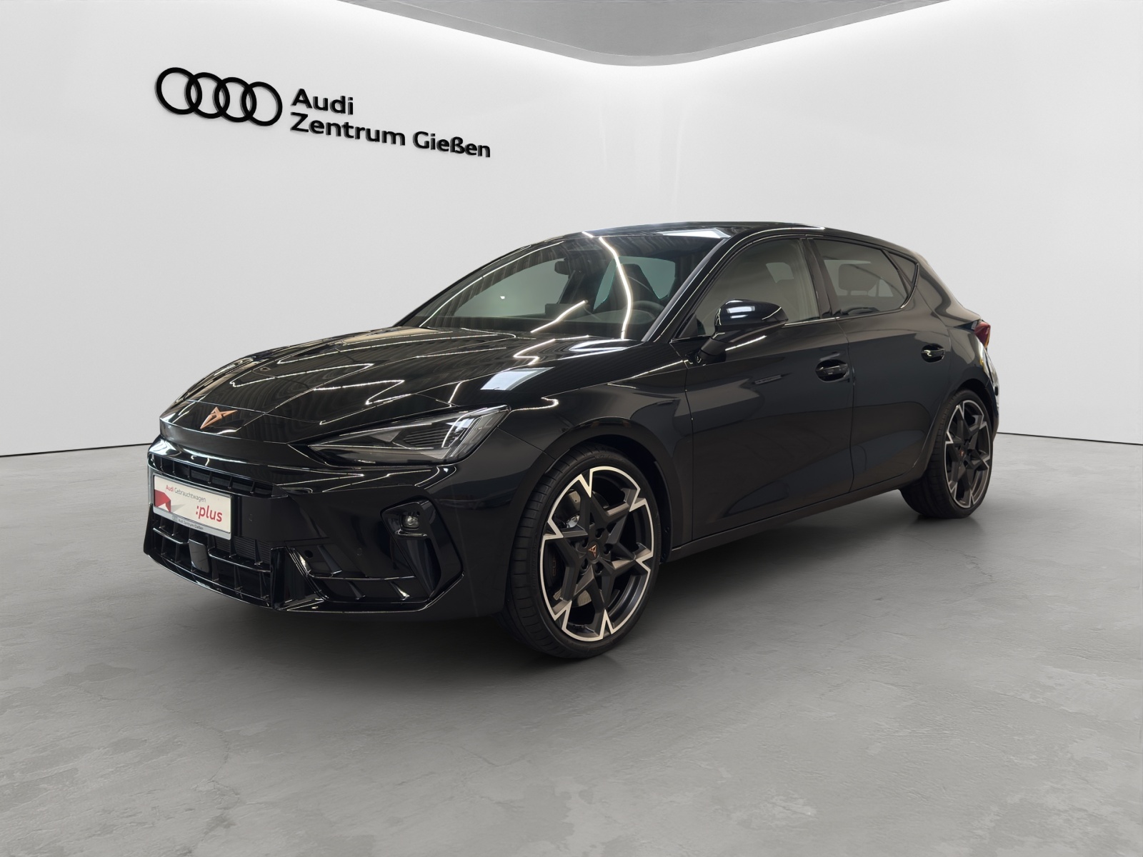 Cupra Leon 2.0 TSI DSG VZ ACC DCC Sennheiser Pano
