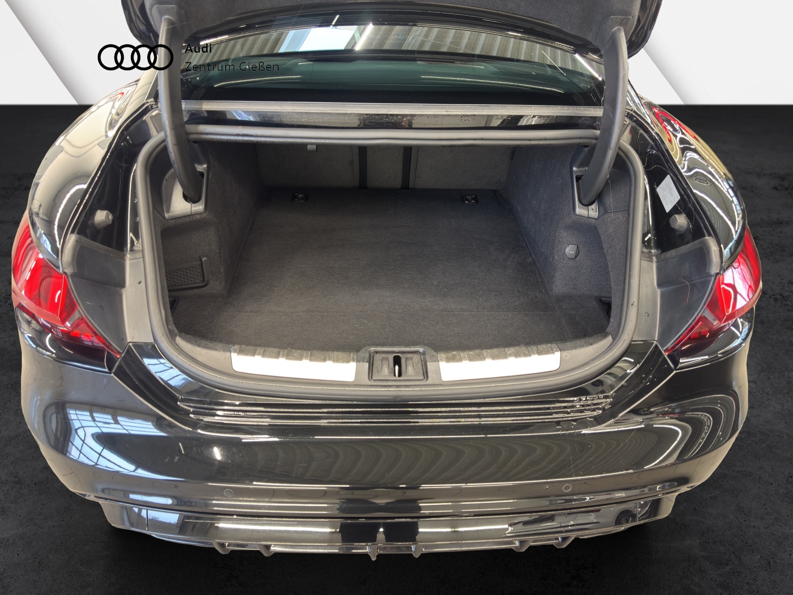 e-tron GT quattro Black B&O Assistenzpaket plus