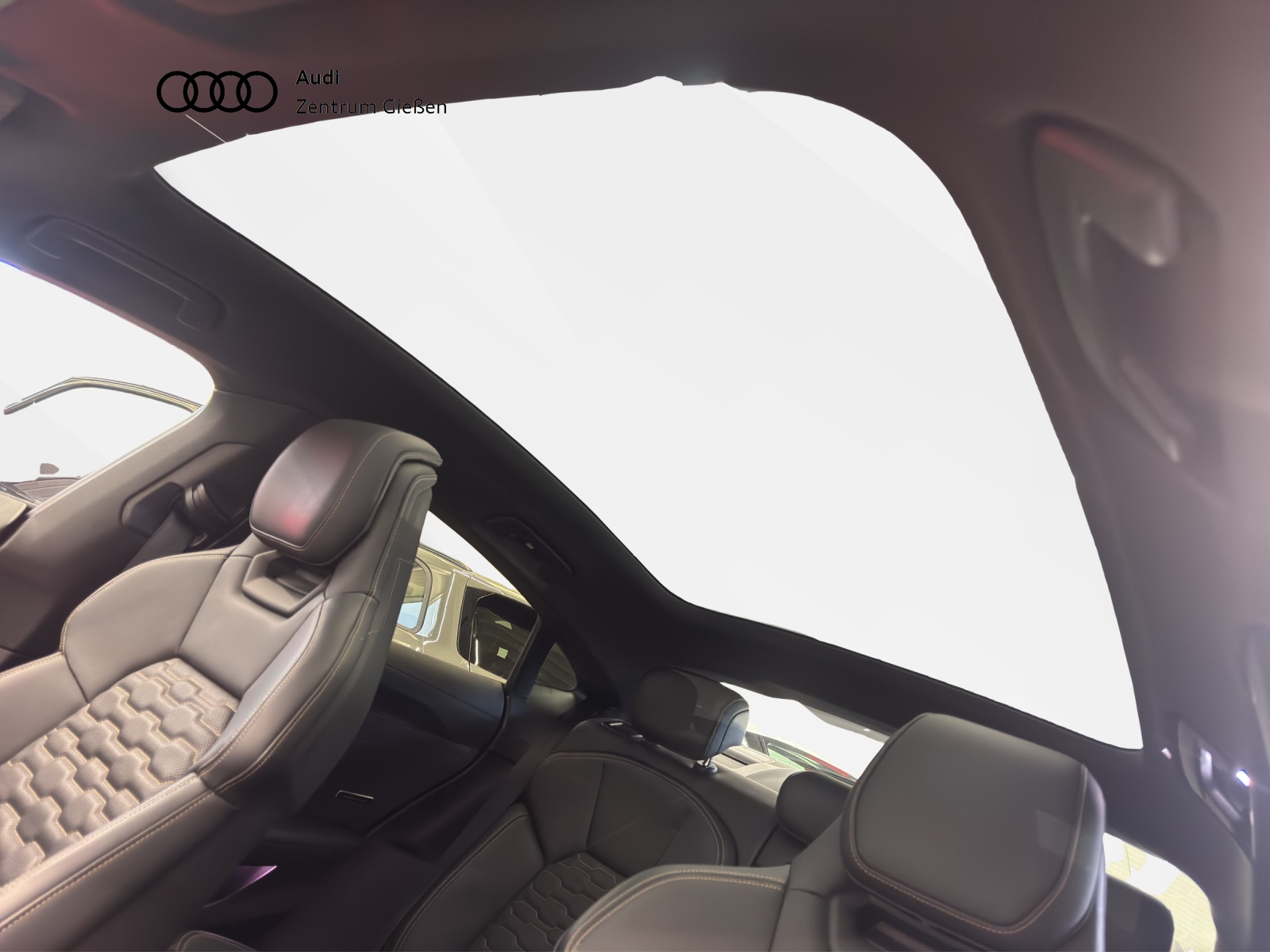 e-tron GT quattro Black B&O Assistenzpaket plus