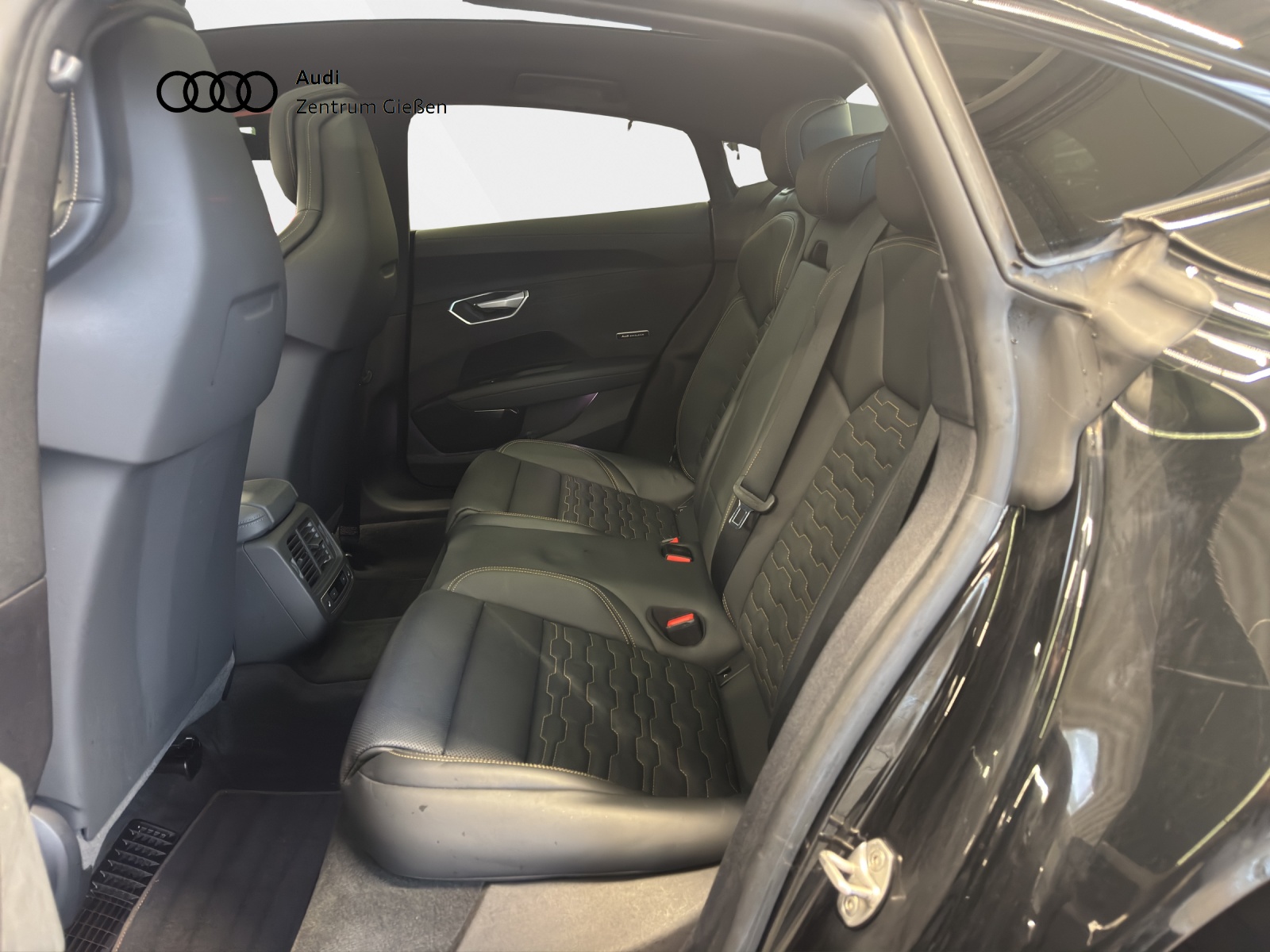 e-tron GT quattro Black B&O Assistenzpaket plus