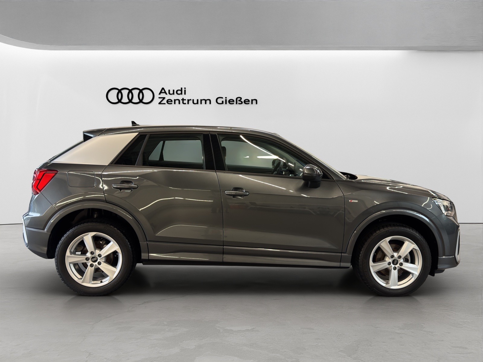 Q2 35 TFSI S line Matrix-LED Rückfahrkamera
