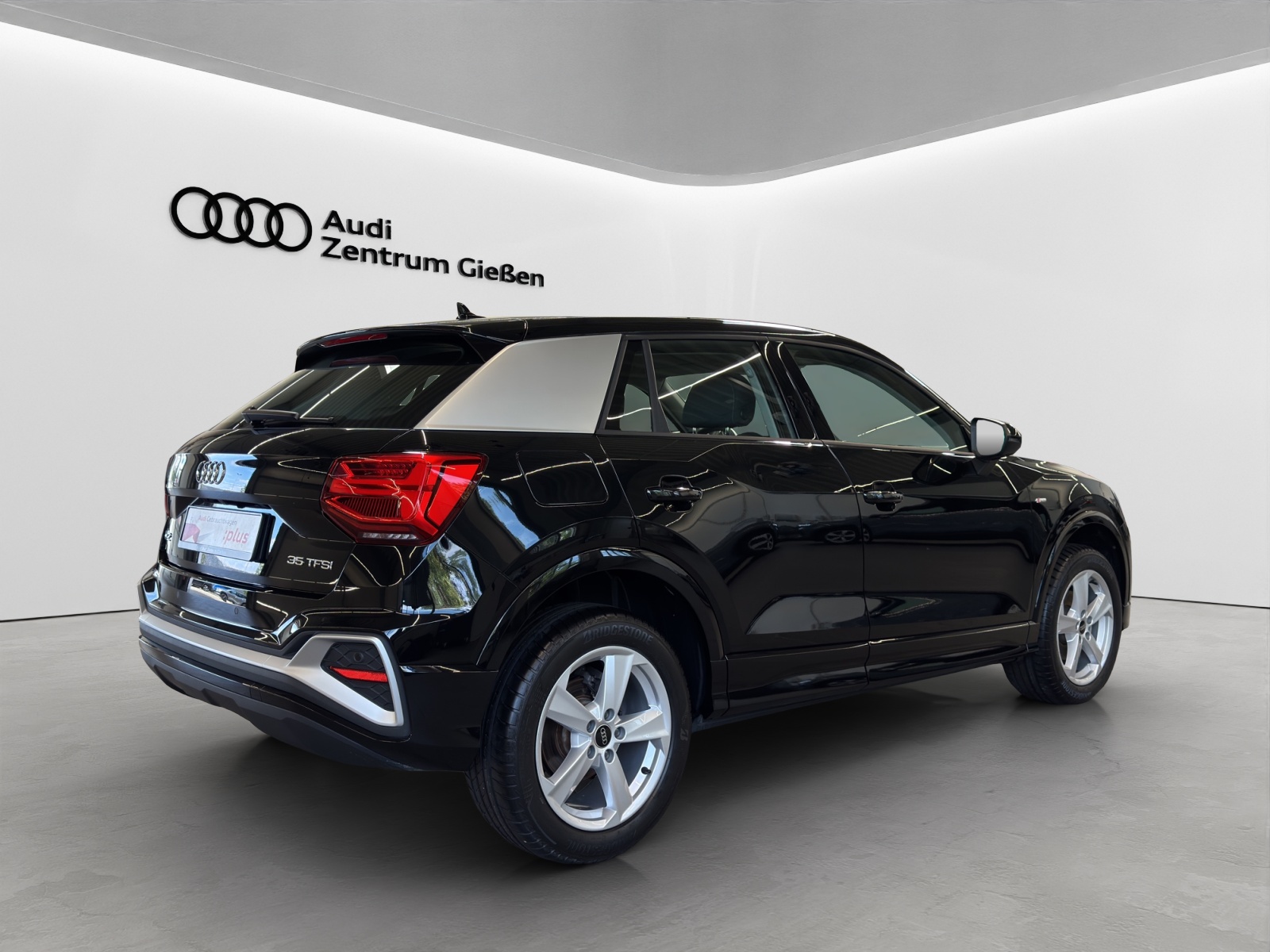 Q2 35 TFSI S-tronic S line Matrix-LED ACC Kamera