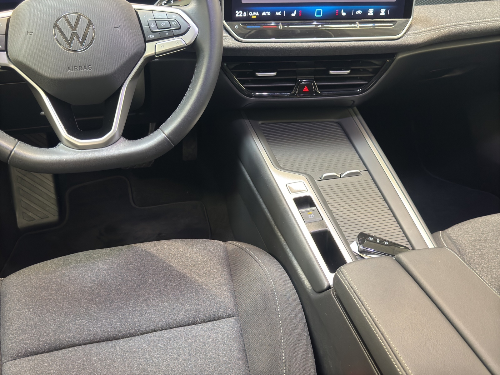 Passat Variant eTSI DSG LED ACC AppConnect Kamera