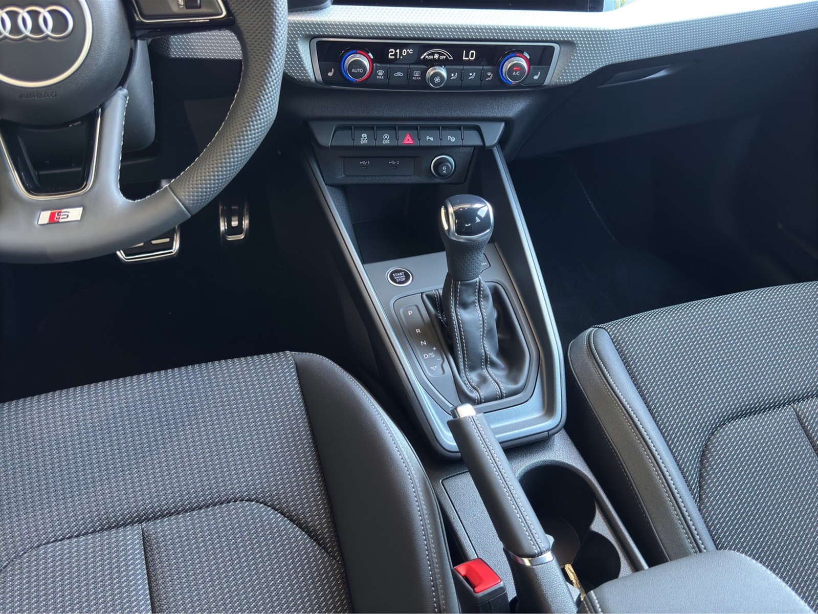 A1 Sportback 30 TFSI S-tronic S line Black LED