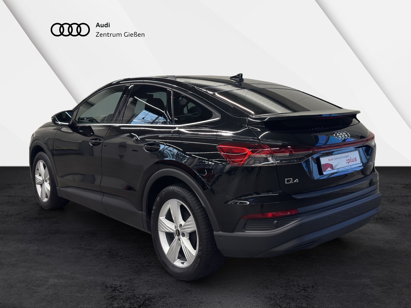 Q4 e-tron Sportback 40 S line Matrix-LED Navi Assistenzpaket Plus