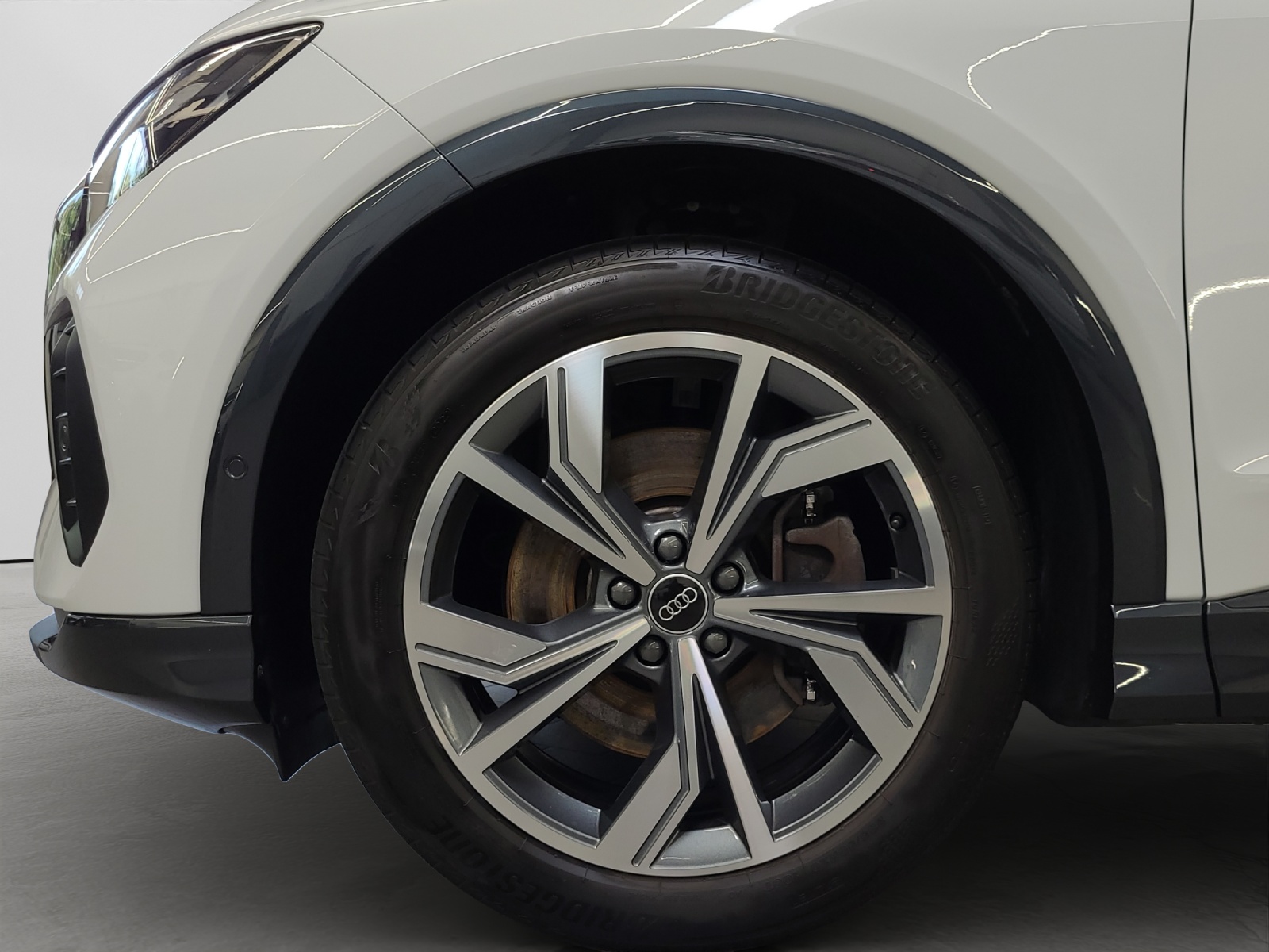 Q4 e-tron Sportback 50 quattro Black AHK HuD Navi