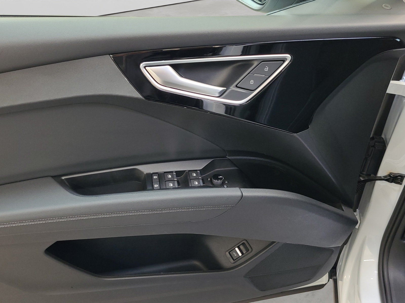 Q4 e-tron Sportback 50 quattro Black AHK HuD Navi