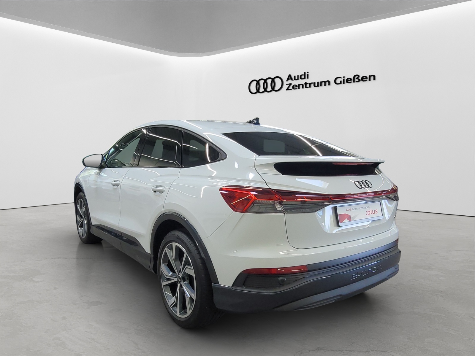 Q4 e-tron Sportback 50 quattro Black AHK HuD Navi
