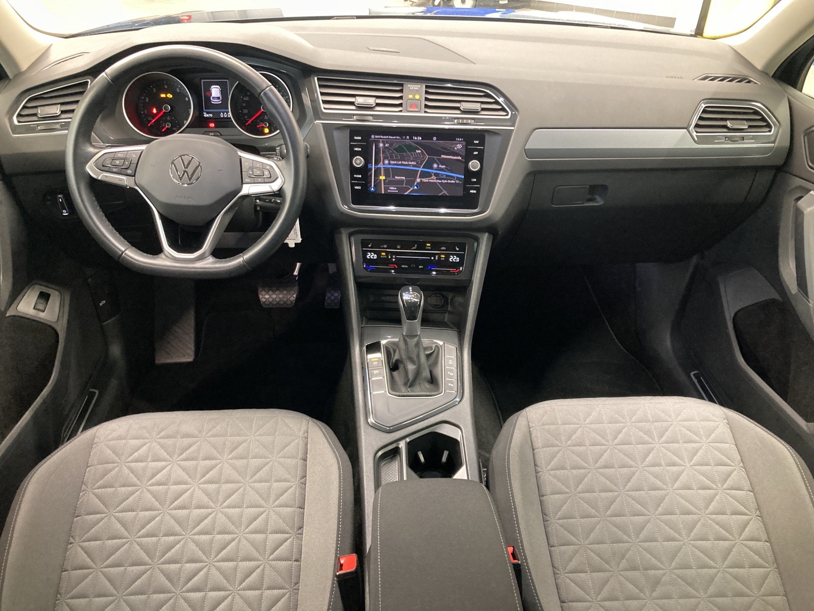 Tiguan TSI DSG Life LED-Matrix Navi AHK