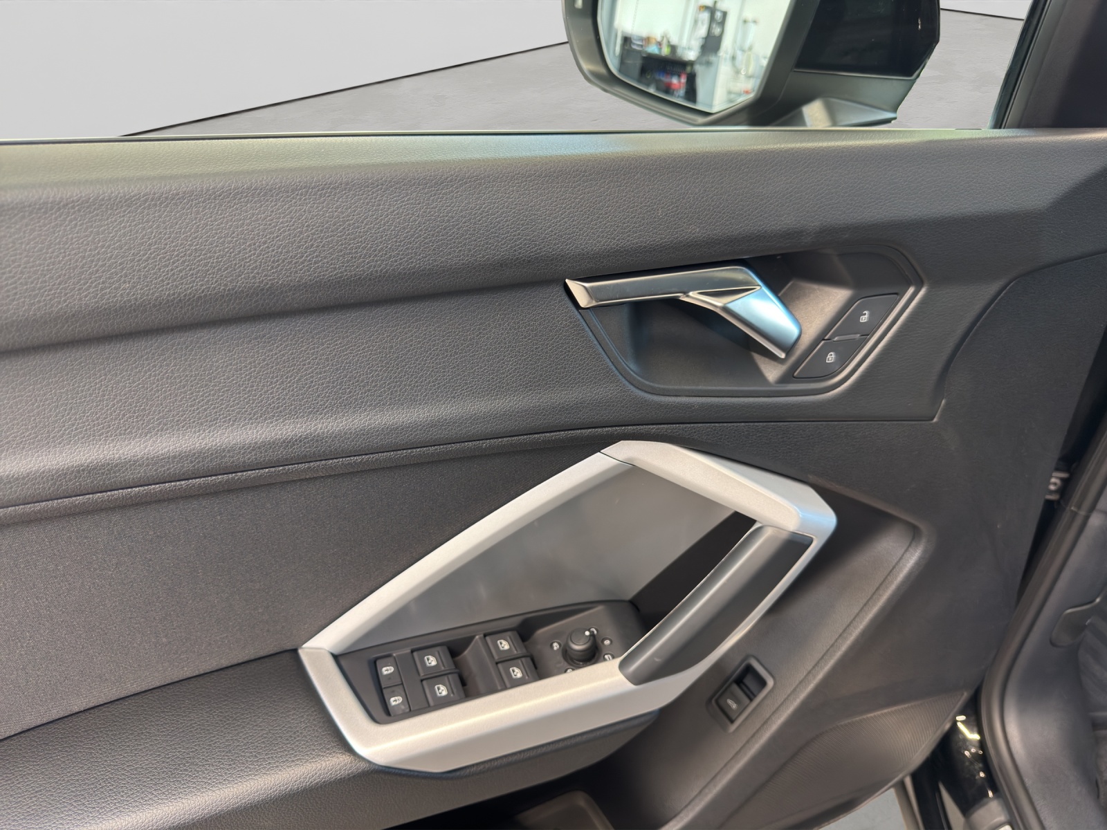 Q3 40 TDI quattro S line AHK 360°Kamera Standheizung LED Navi