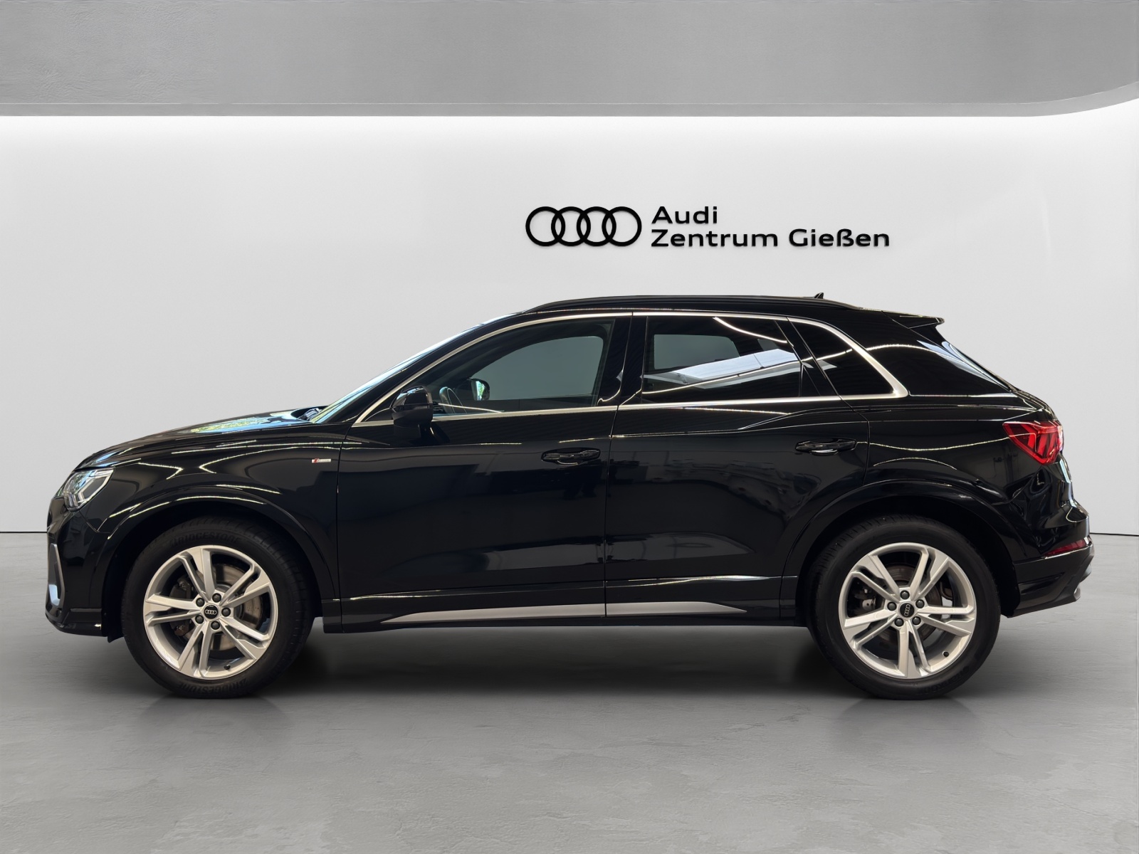 Q3 40 TDI quattro S line AHK 360°Kamera Standheizung LED Navi