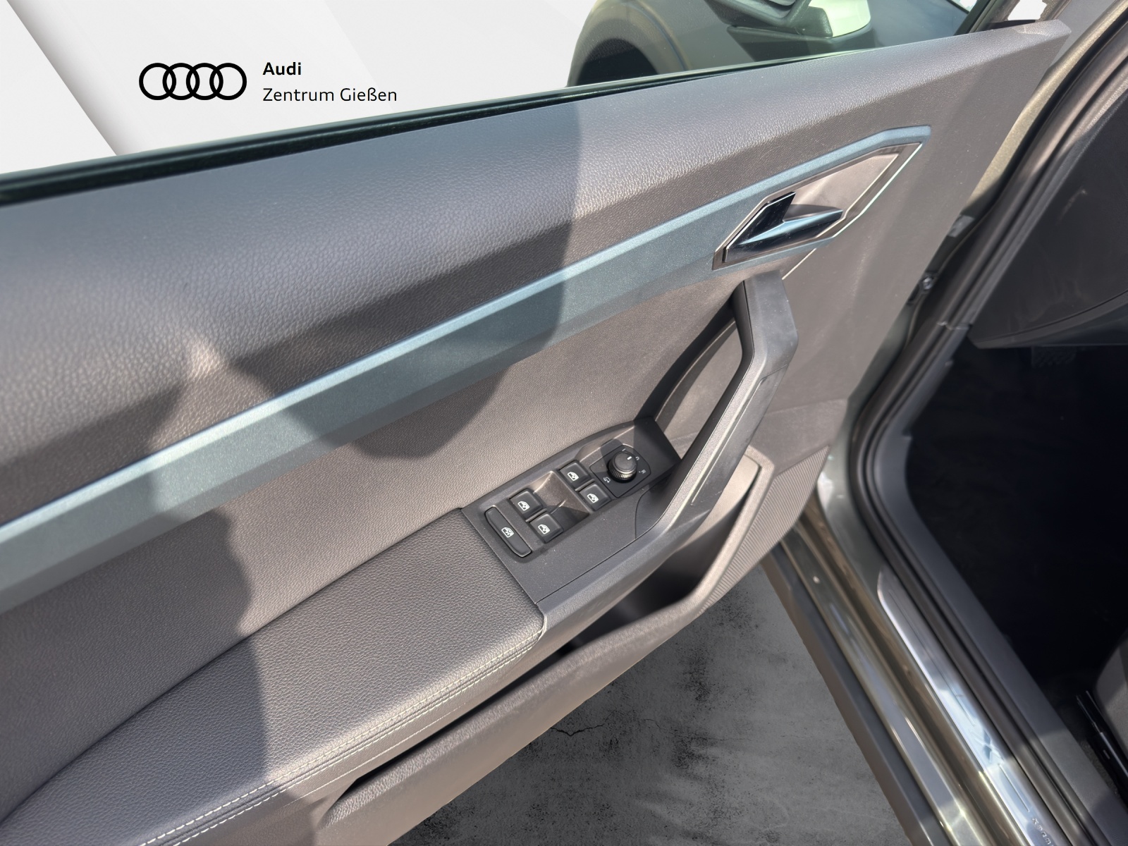 Arona 1.5 TSI DSG Xperience ACC LED Kamera Navi