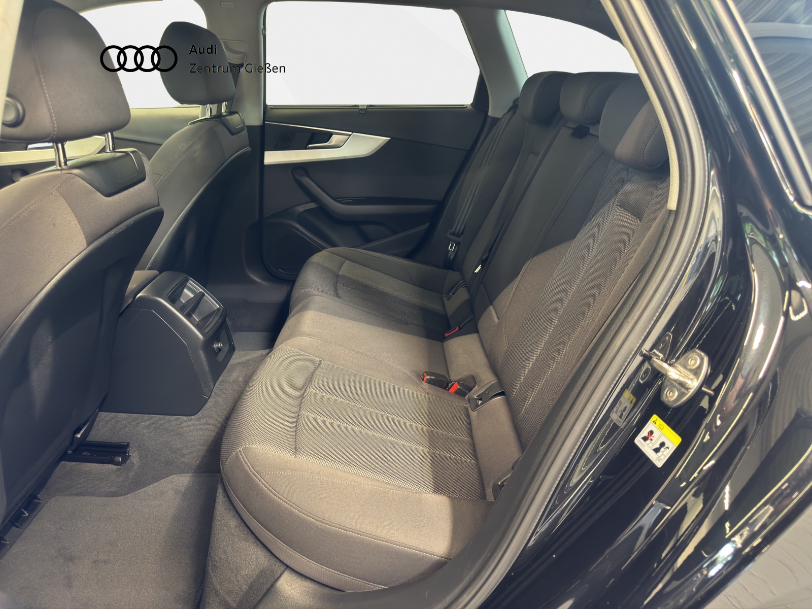 A4 Avant 35 TFSI basis Businesspaket Navi
