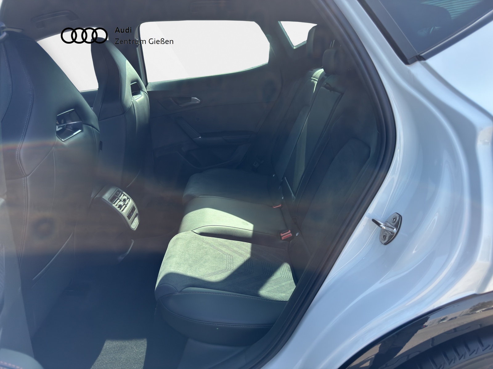 Formentor 2.0 TSI 4Drive DSG VZ Navi MATRIX-LED Sennheiser