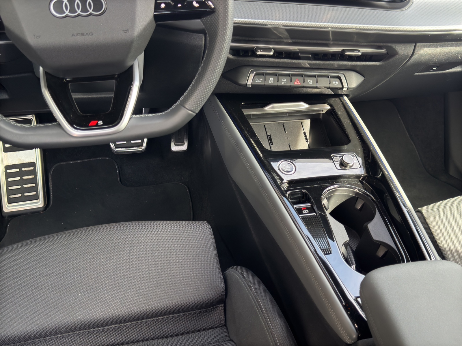 Q3 TFSI S-tronic S line Black Navi Kamera LED