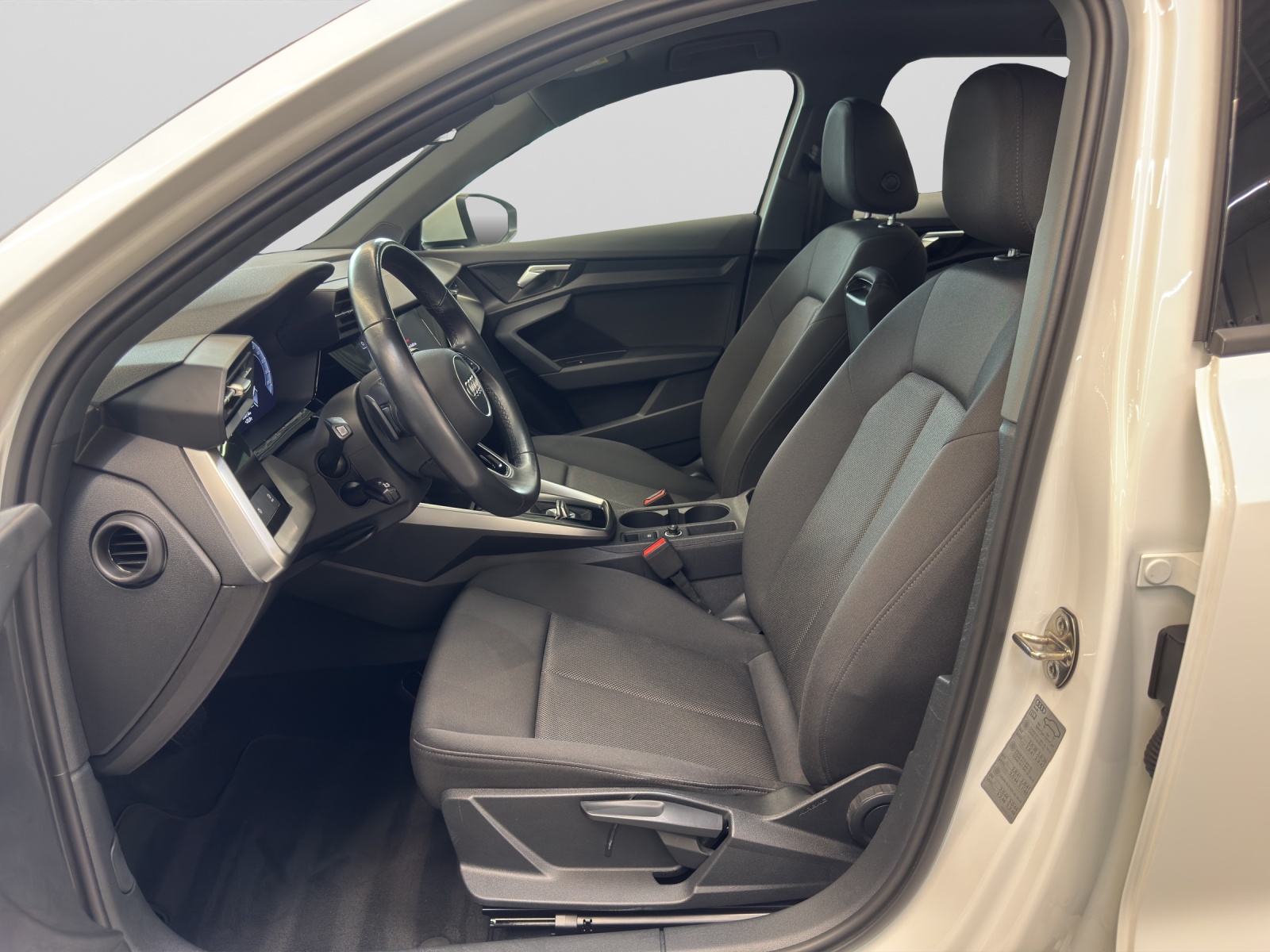 A3 Sportback 40 TFSI e basis LED Navi Businesspaket
