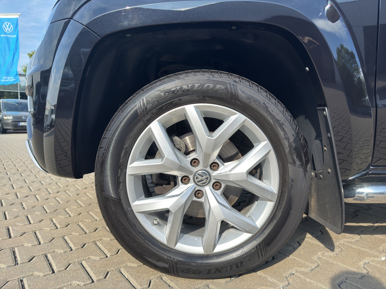 Amarok Highline 3.0 V6 TDI Automatik 4 Motion Leder Navi AHK Chrompaket Wasserzusatzheizung