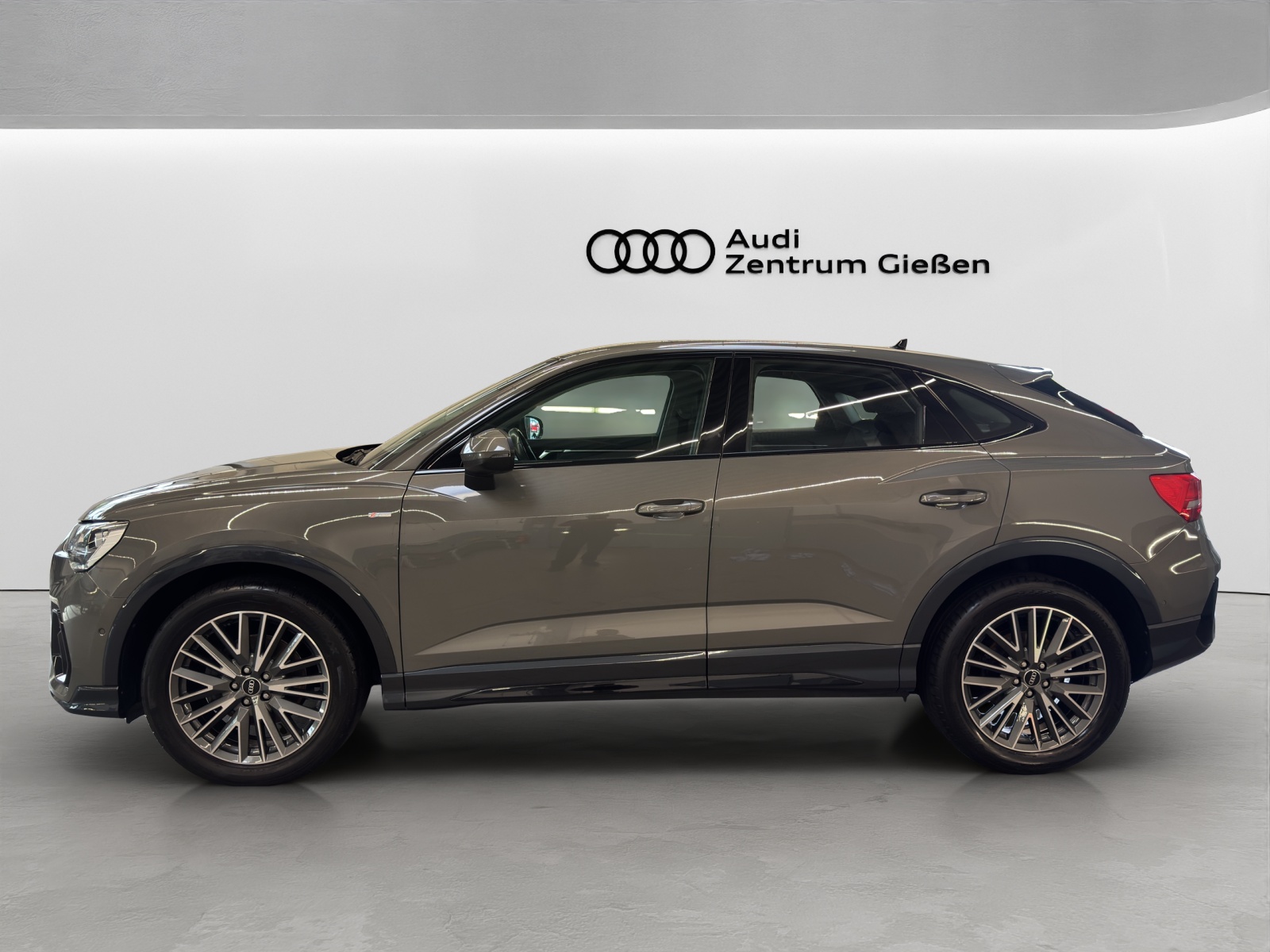 Q3 Sportback 35 TDI S line Black AHK Navi LED