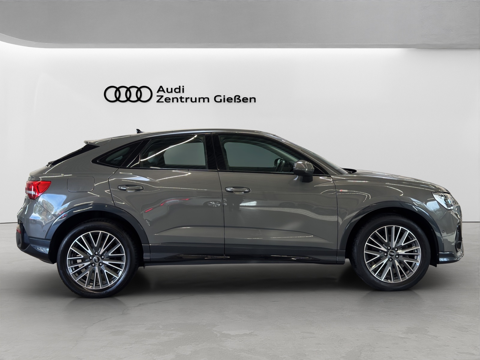 Q3 Sportback 35 TDI S line Black AHK Navi LED