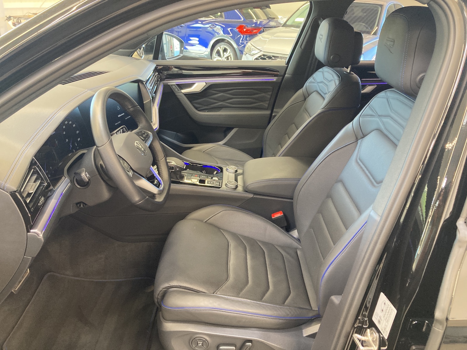 Touareg 3.0 TSI eHybrid 4M R Luftfederung, AHK, Sitzklimatisierung