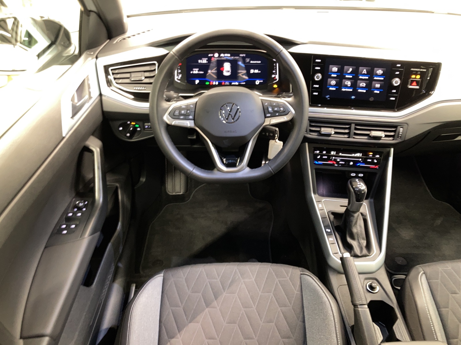 Taigo TSI DSG Life LED Kamera Navi