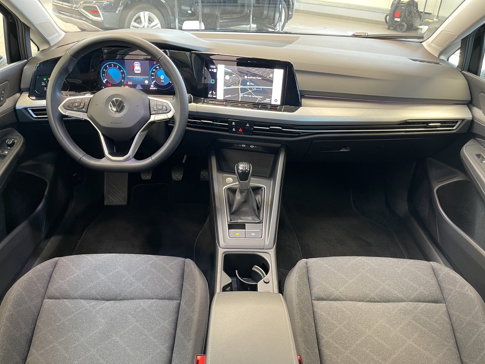 Golf VIII 1.5 TSI Life LED-Plus TravelAssist Navi Sitzheizung