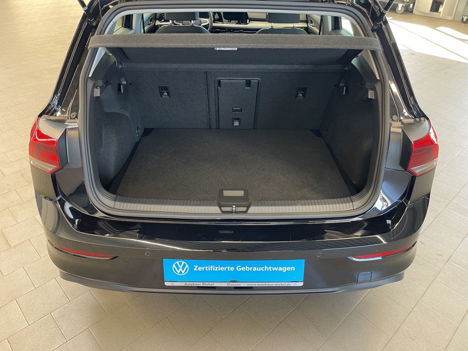 Golf VIII 1.5 TSI Life LED-Plus TravelAssist Navi Sitzheizung