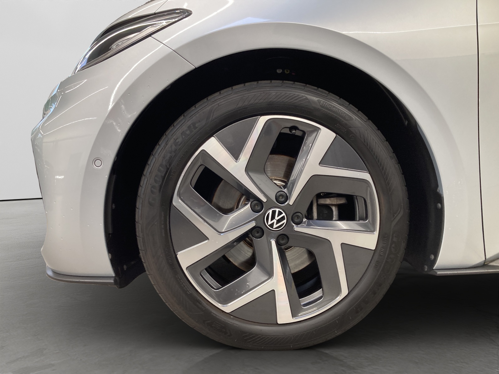 ID.3 Pro S 150kW/77kWh Wärmepumpe IQ-Light ACC Ergositz
