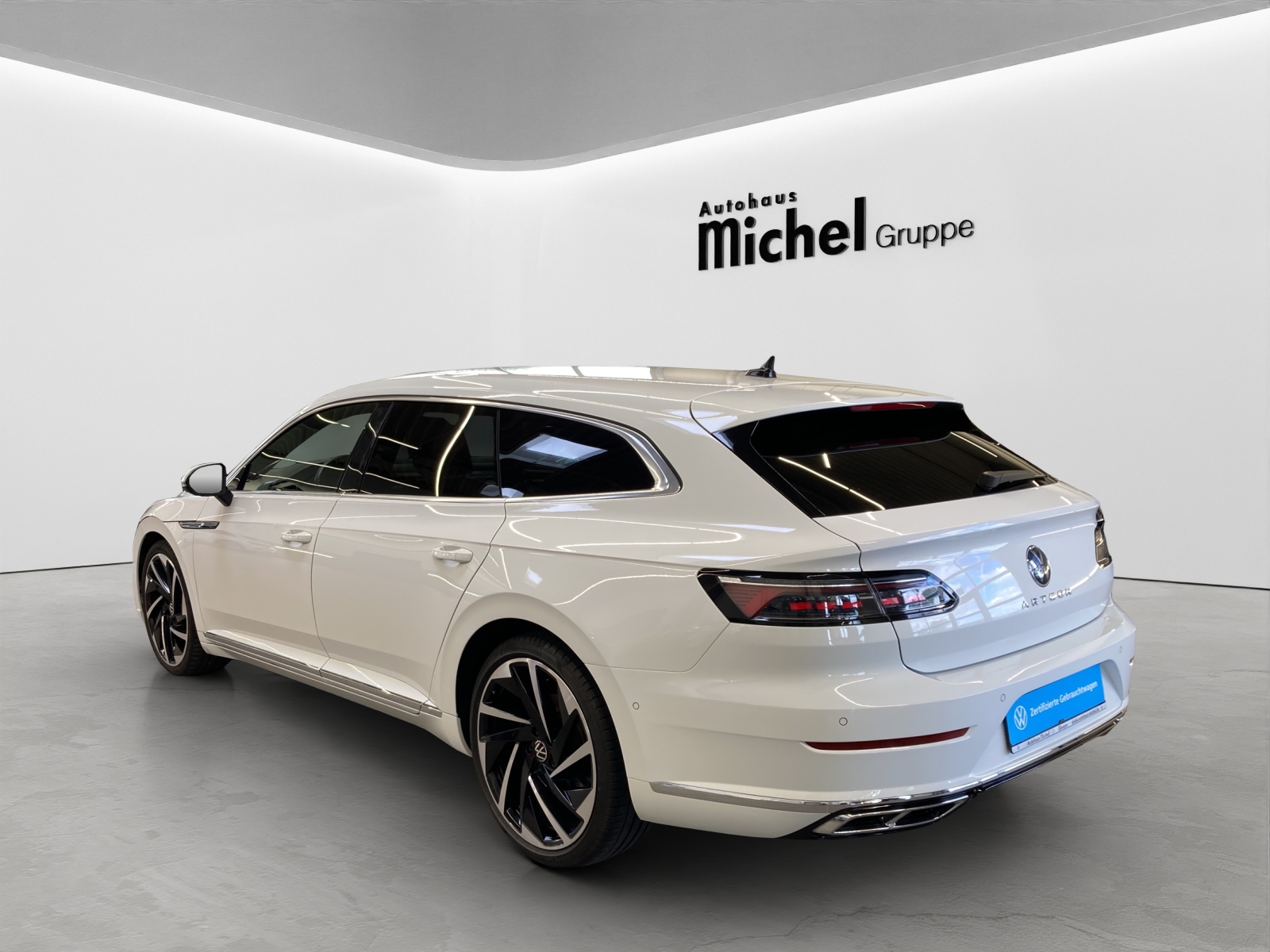 Arteon Shooting Brake TDI DSG R-Line LED DCC AHK Navi