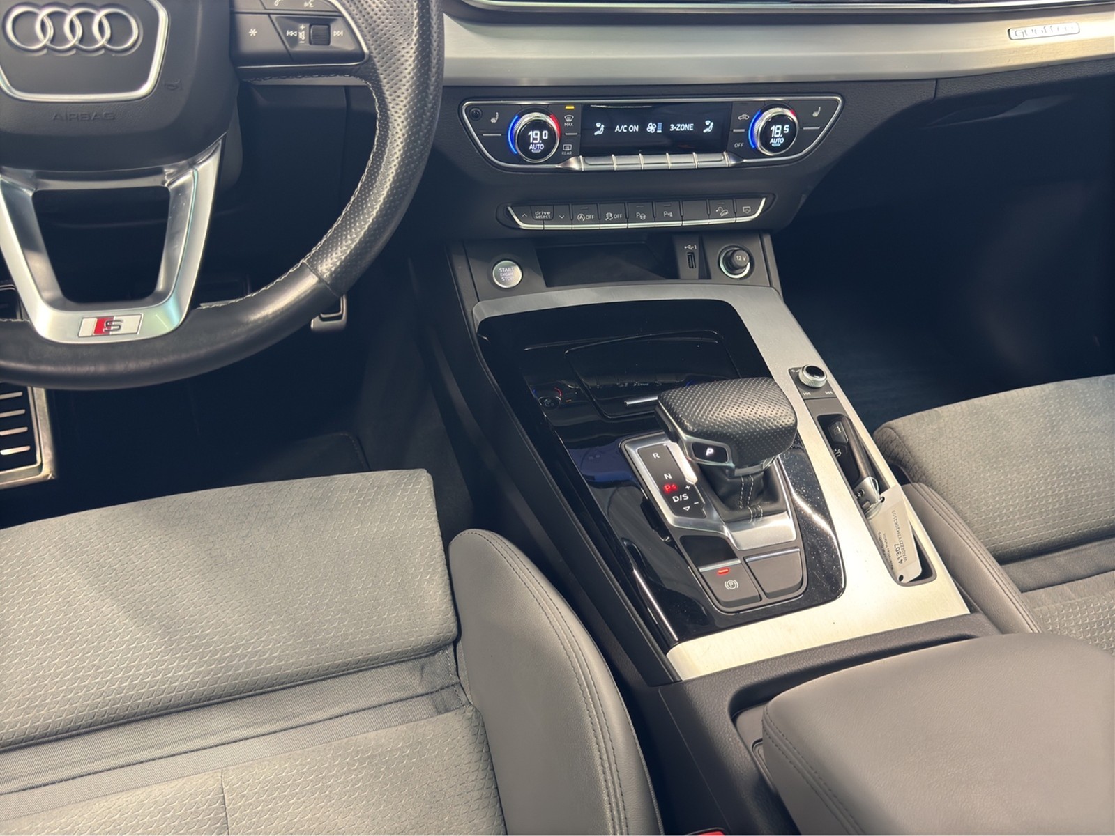 Q5 45 TFSI quattro advanced S line Pano AHK Matrix-LED