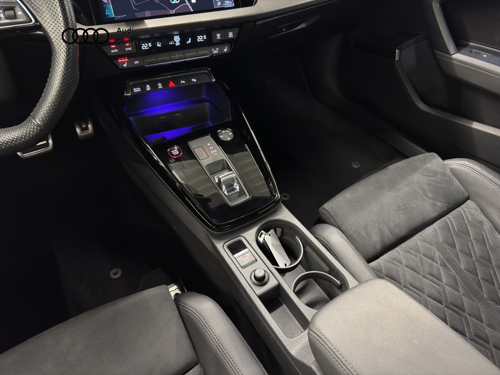 RS 3 Limousine 2.5 TFSI quattro Black Matrix HuD B&O Keramik Dynamik