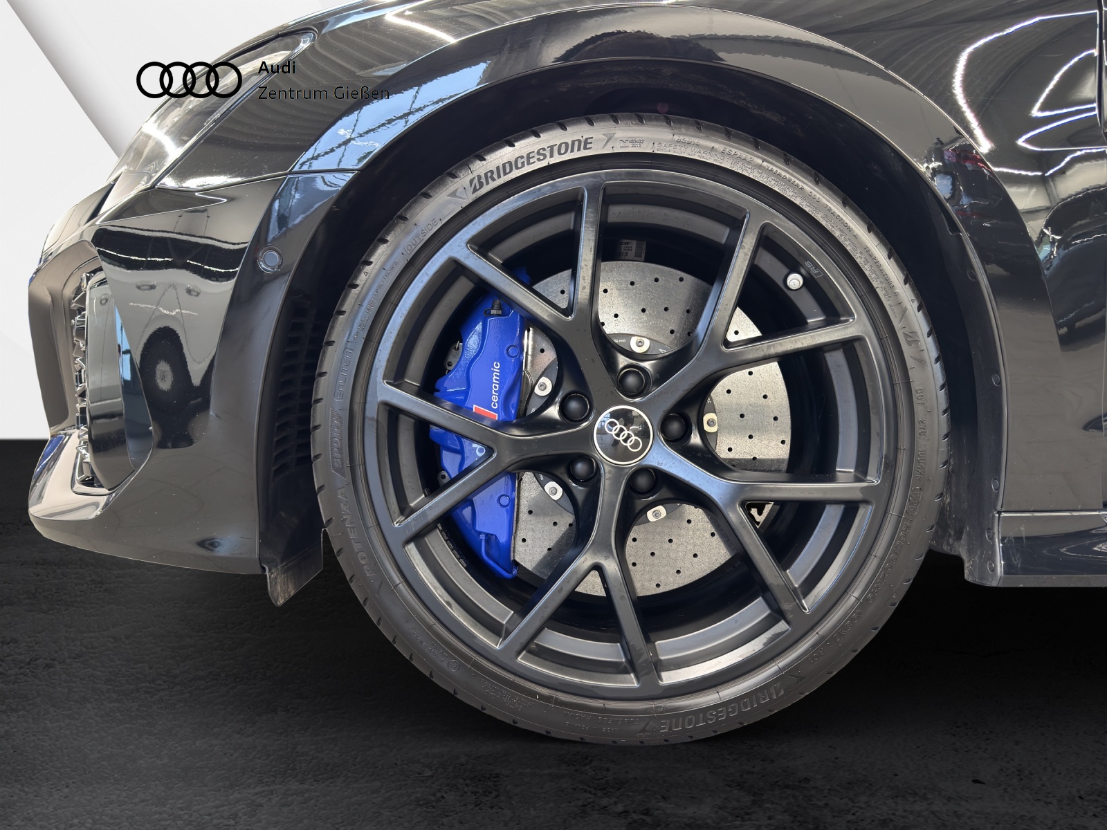 RS 3 Limousine 2.5 TFSI quattro Black Matrix HuD B&O Keramik Dynamik