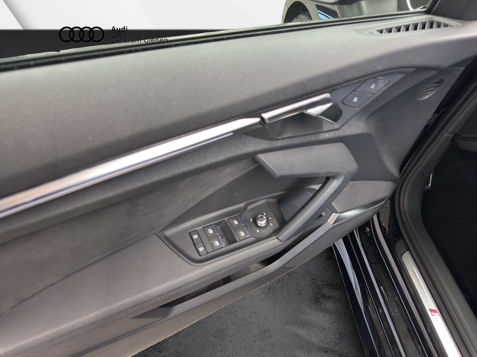 RS 3 Limousine 2.5 TFSI quattro Black Matrix HuD B&O Keramik Dynamik