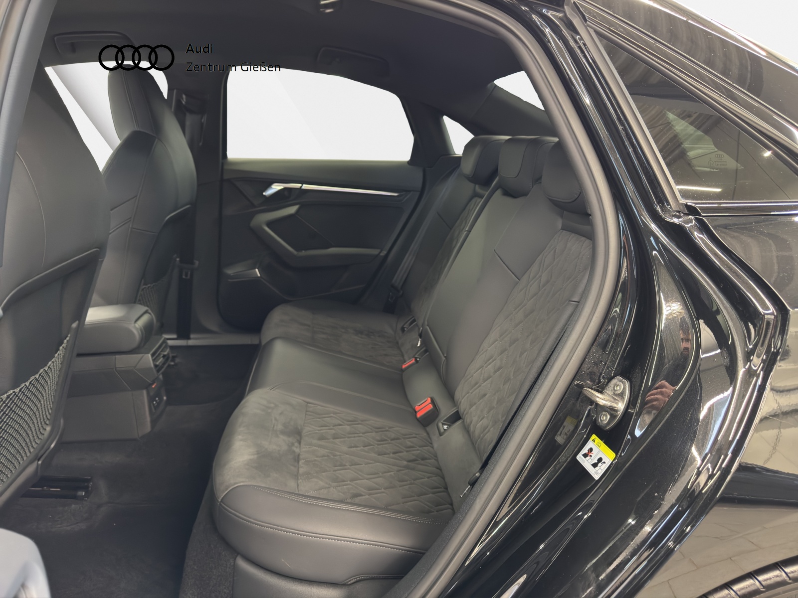 RS 3 Limousine 2.5 TFSI quattro Black Matrix HuD B&O Keramik Dynamik