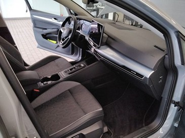 Golf 8 eTSI DSG Energy LED ACC Standheizung Kamera