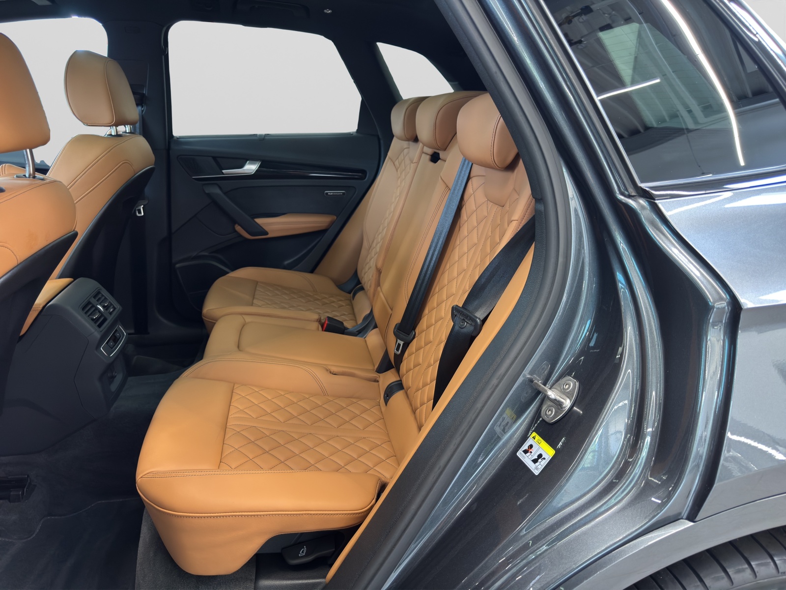 SQ5 TDI quattro Black HuD Matrix B&O AHK DESIGN-Paket